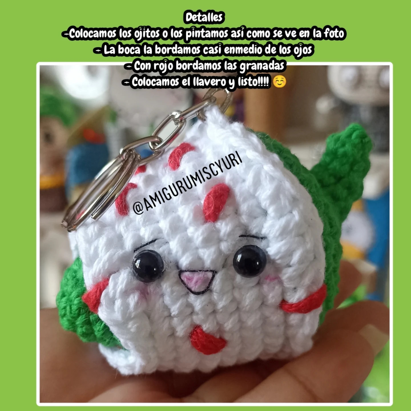 Patrón gratuito de llavero amigurumi Chile en Nogada mexicano