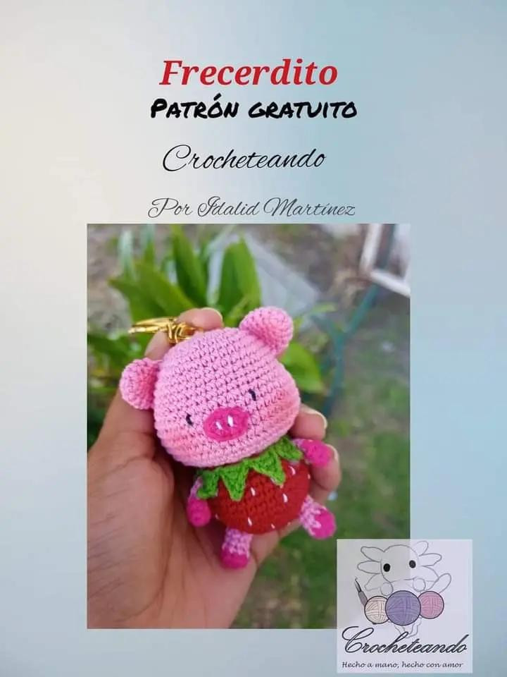 Patrón Gratuito Llavero Cerdito Fresa Amigurumi