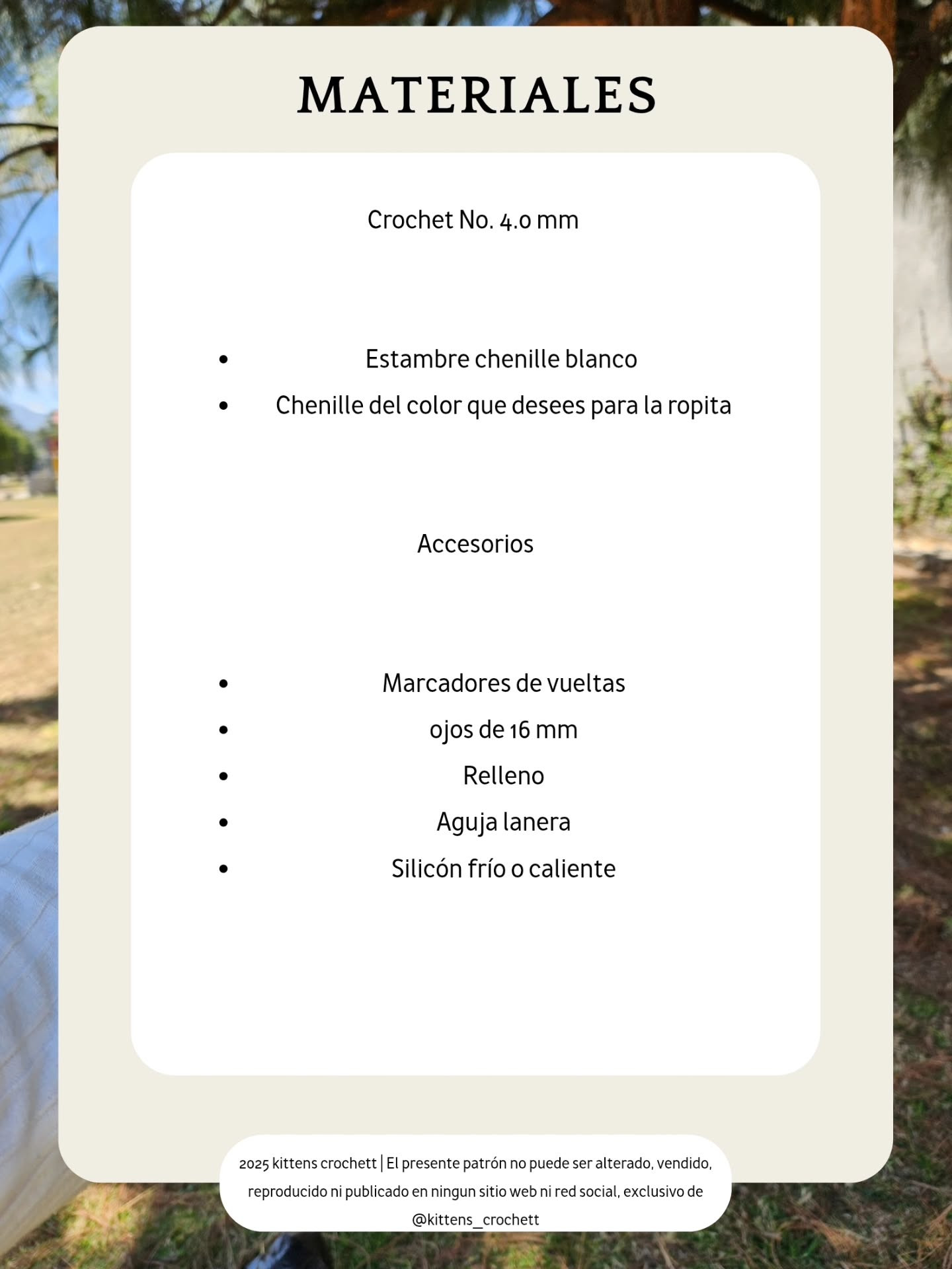 Patrón Gratuito Ovejita Amigurumi con Punto Burbuja y Vestido Azul