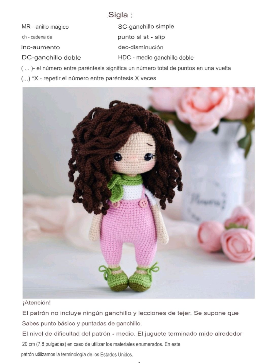 Patrón Muñeca Amigurumi con Pelo Rizado y Overol Rosa