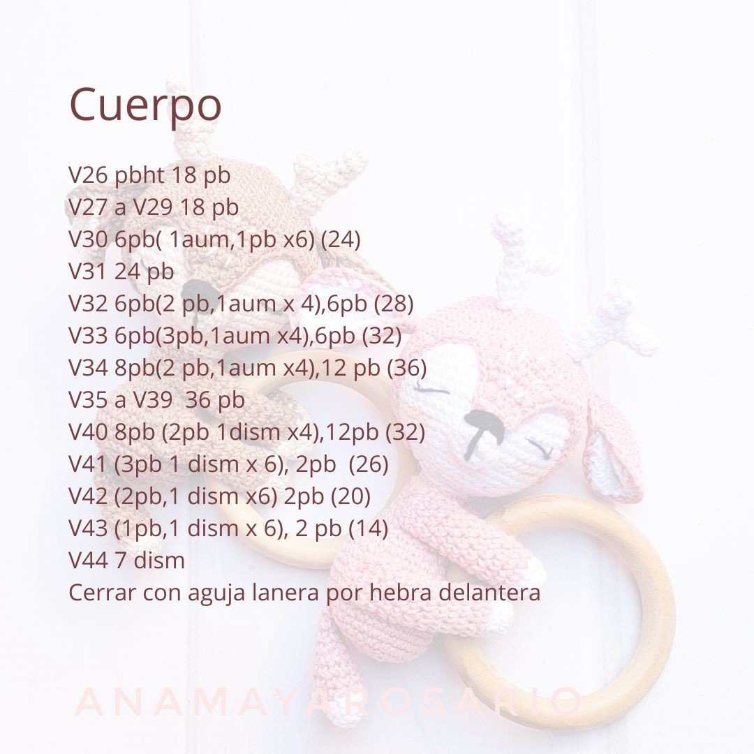 Patrón Tejer Sonajero Ciervito Mocha y Rosa