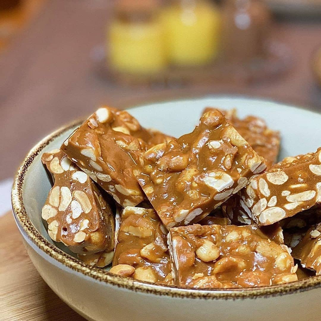 Pé de Moleque sem açúcar com Maçã em Pó: Caramelizado, giòn và không đường