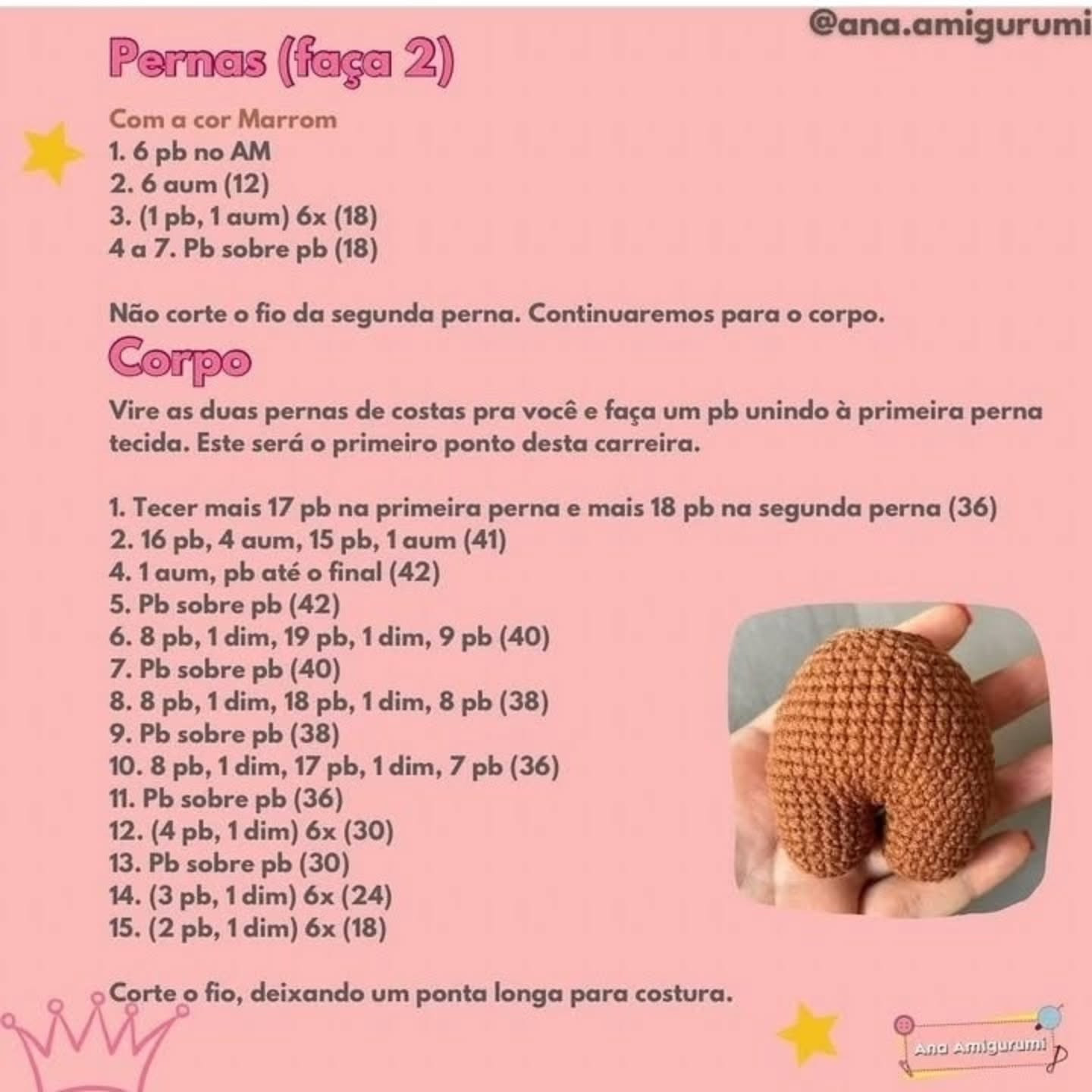 Pedro, o Ursinho Rei - Receita Gratuita de Amigurumi com Coroa Dourada e Laço Azul