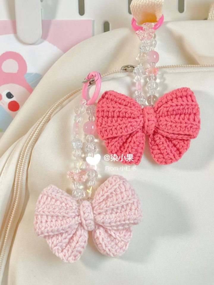 Pink Crochet Bow Phone Charm Pattern