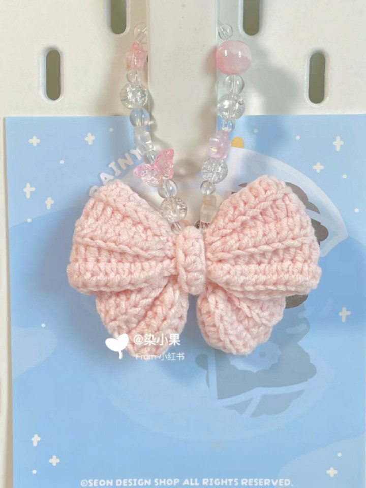 Pink Crochet Bow Phone Charm Pattern