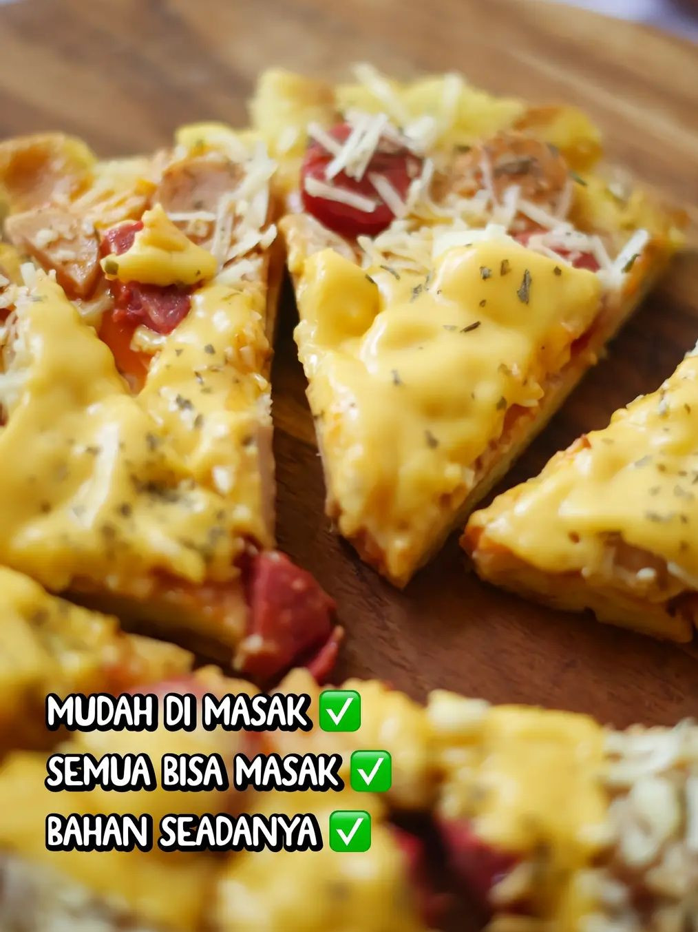 Pizza Roti Tawar: Cách chế biến pizza ngon từ bánh mì trắng sắp hết hạn với topping thịt và phô mai