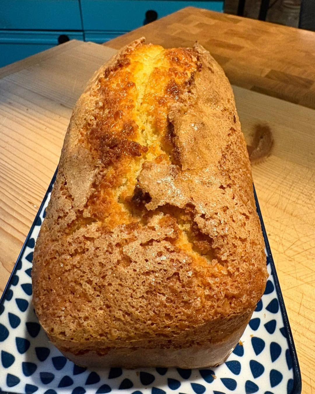 Plum-cake Unico: Ricetta dolce con due impasti, mele e limone
