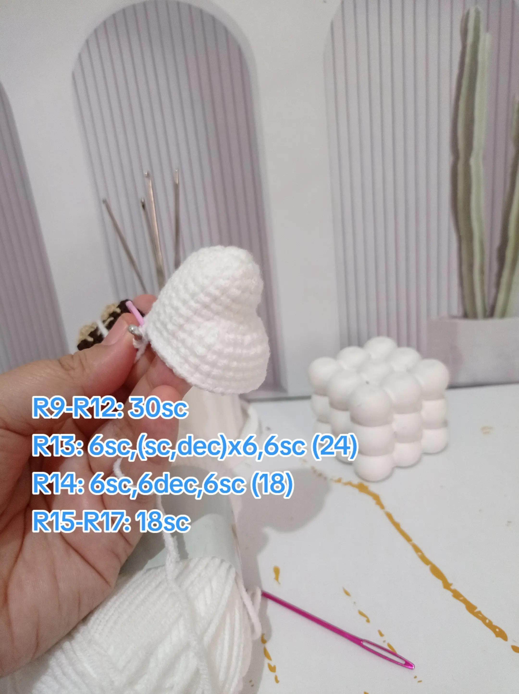 Pola Móc Len Búp Bê Awan Dáng Ngây Thơ Dễ Làm