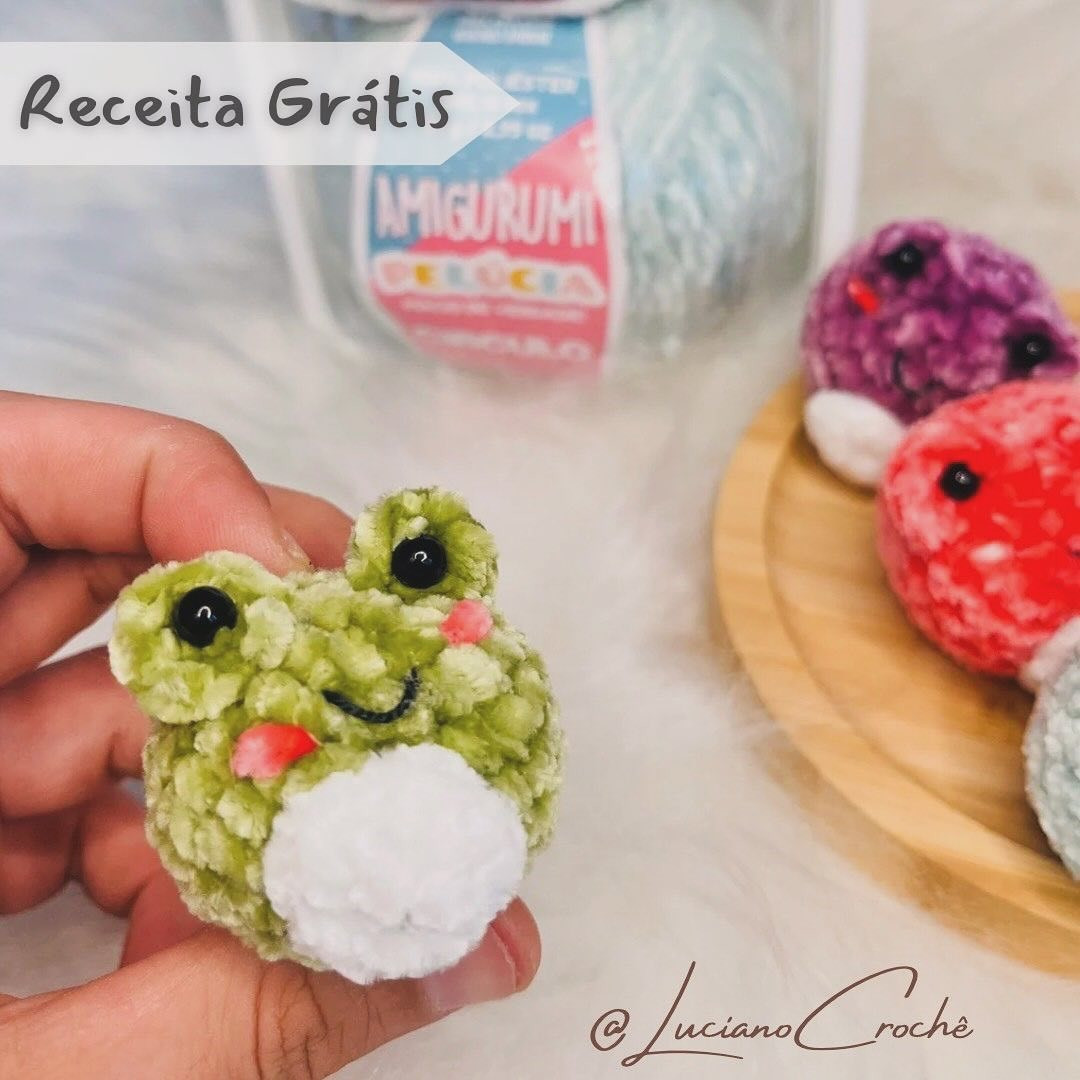Receita Grátis Chaveiro Sapinho Amigurumi: Tutorial Passo a Passo com Fio Pelúcia