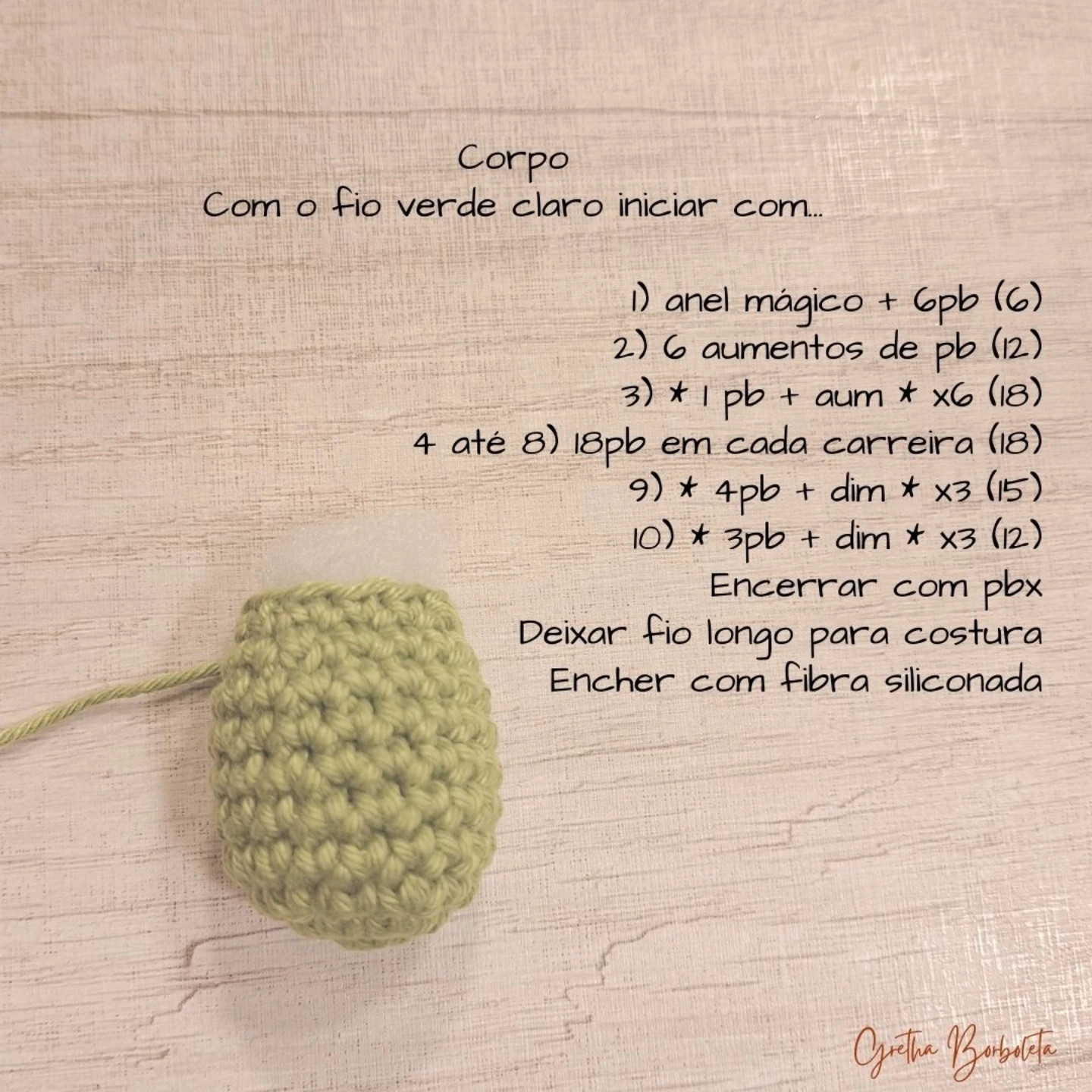 Receita Gratuita Dinossauro Amigurumi Verde - Guia Passo a Passo