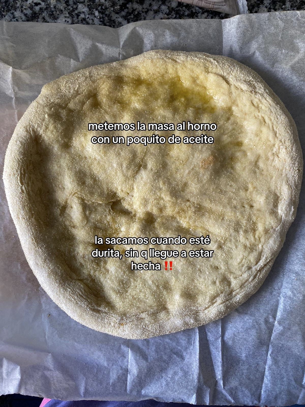 Receta de Cremozza Barbacoa: Pizza casera con salsa barbacoa, nata, maíz y quesito