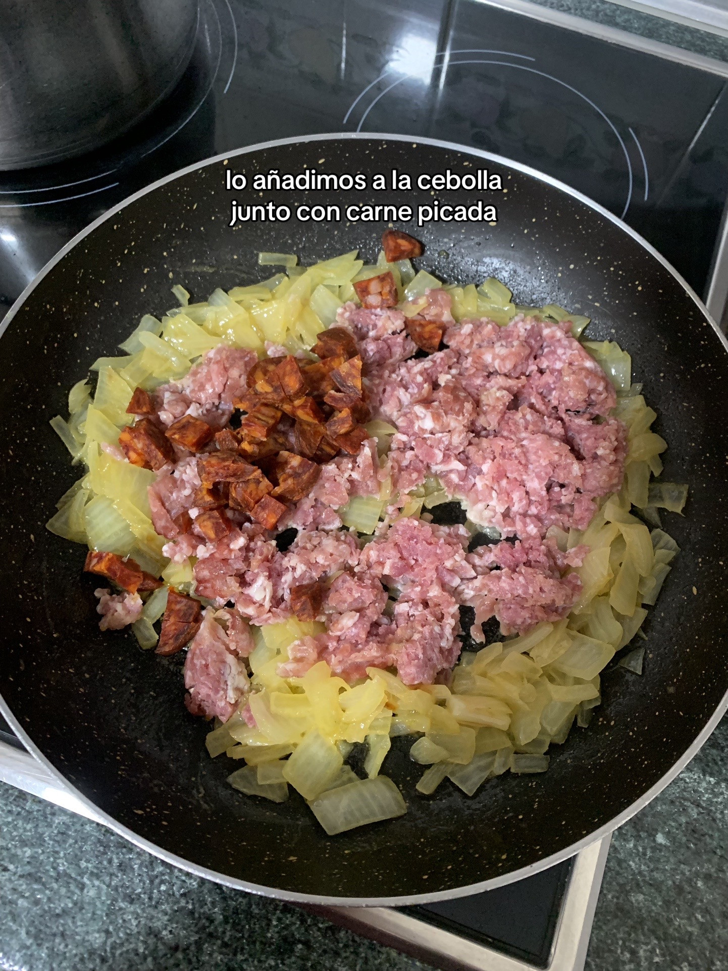 Receta de espirales con tomate y chorizo
