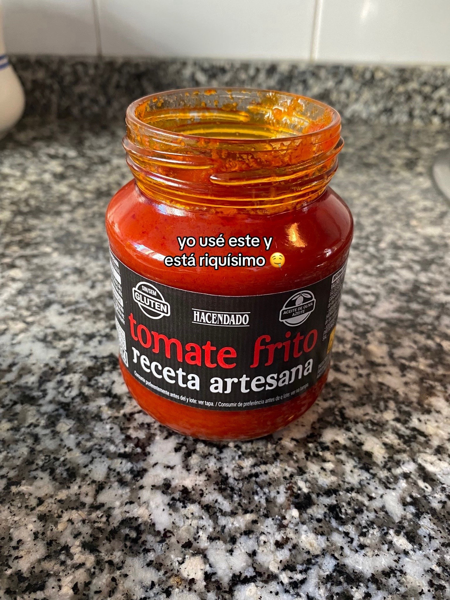 Receta de Pisto de Verduras: Cómo cocinar guiso español con tomate, berenjena y pimientos