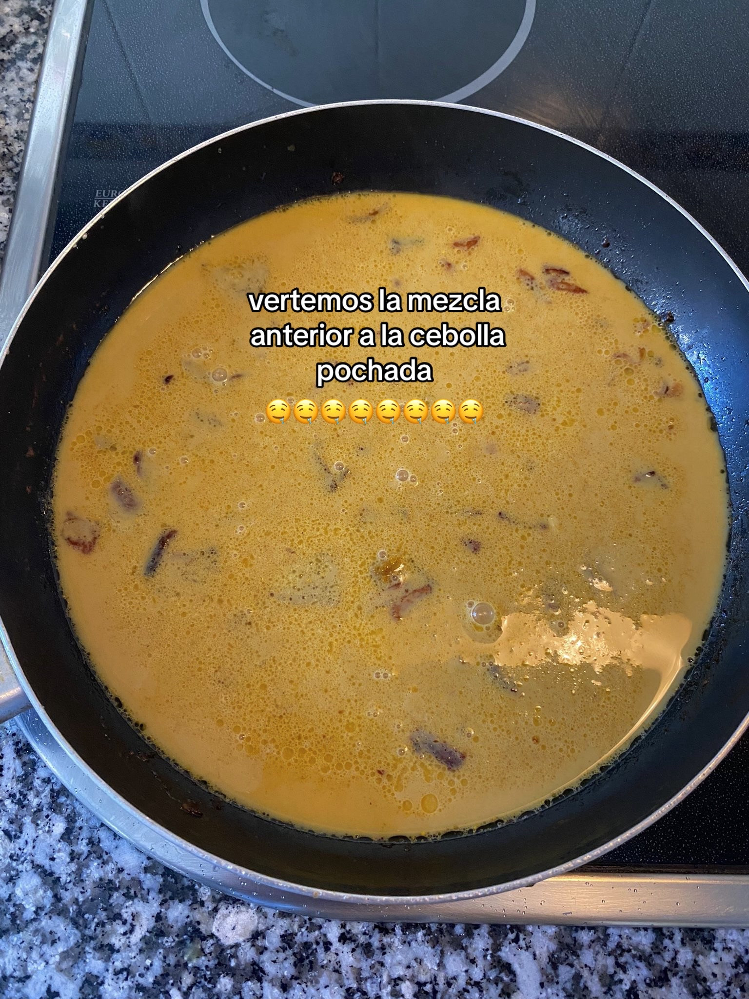 Receta fácil de Katsu Curry casero con filetes empanados y salsa cremosa