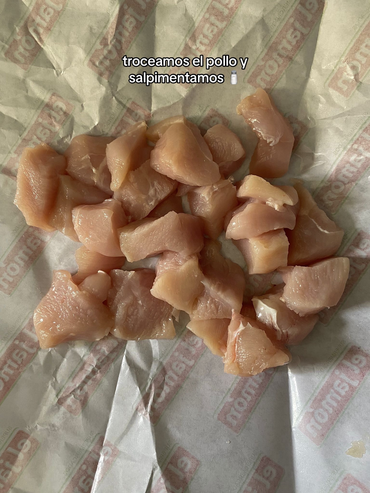 Receta fácil de pollo agridulce: trocear, rebozar y freír
