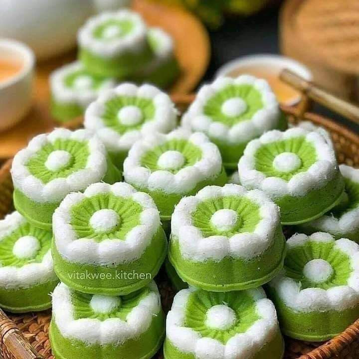 Resep Kue Tradisional Indonesia: Kue Lumpang Gula Merah, Lupis Ketan dan Klepon Ubi Orange