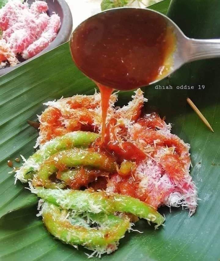 Resep Kue Tradisional Indonesia: Kue Lumpang Gula Merah, Lupis Ketan dan Klepon Ubi Orange