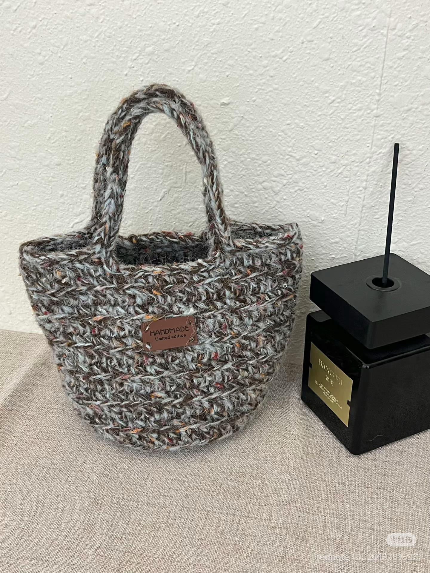 Retro Sea Salt Mohair Handbag Crochet Chart