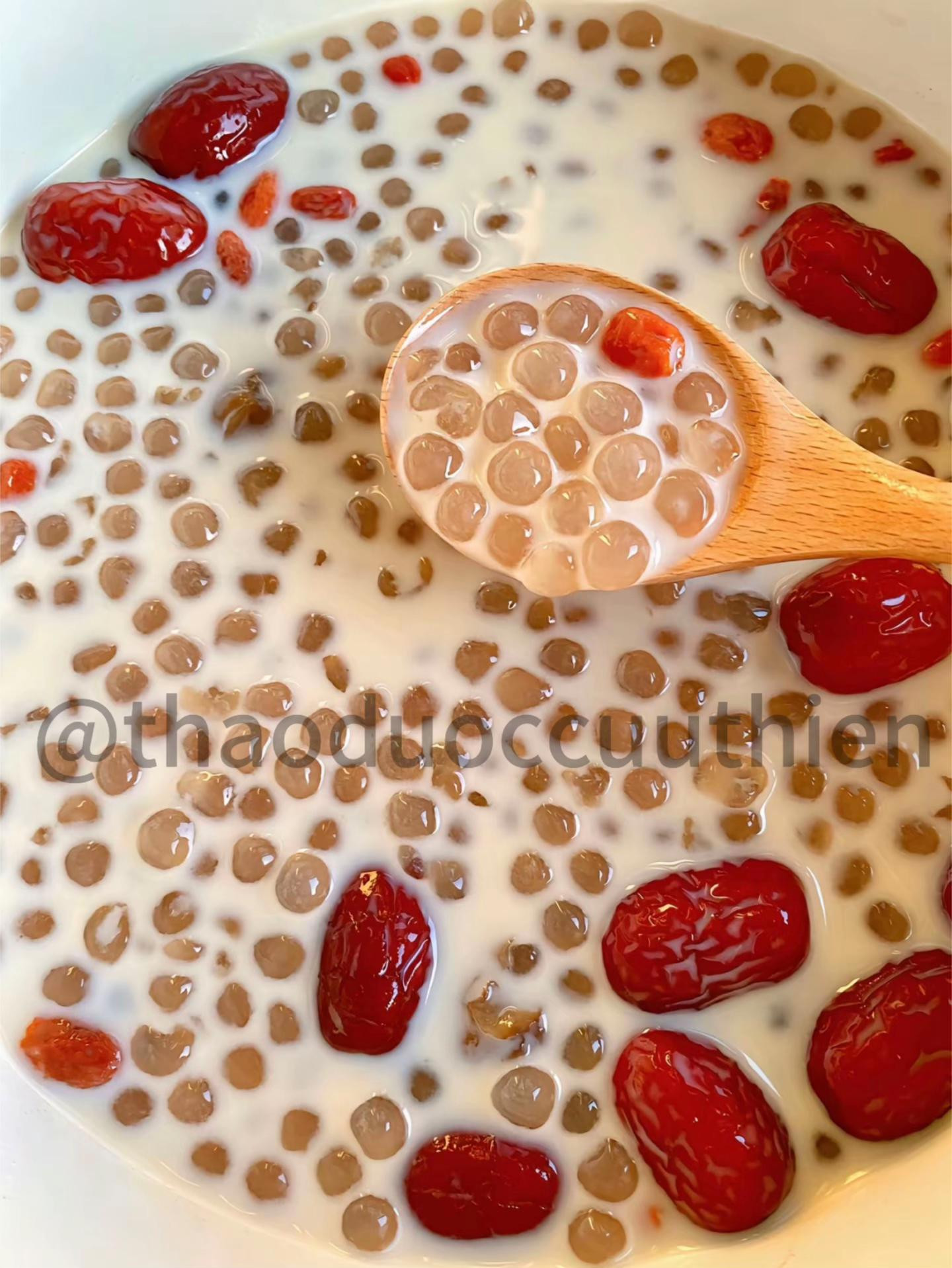 Sago sữa tươi táo đỏ, kỷ tử và long nhãn bổ dưỡng