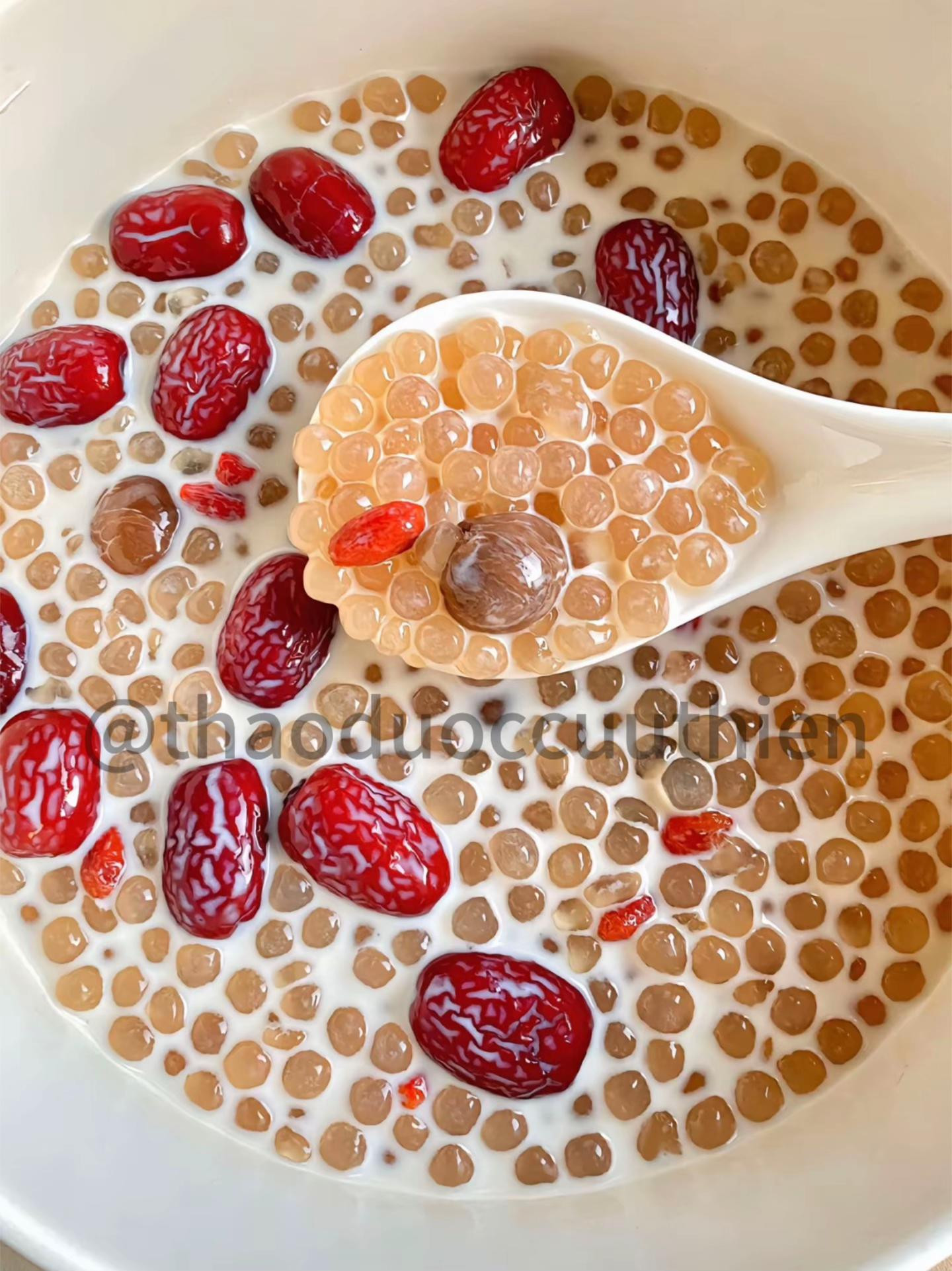 Sago sữa tươi táo đỏ, kỷ tử và long nhãn bổ dưỡng