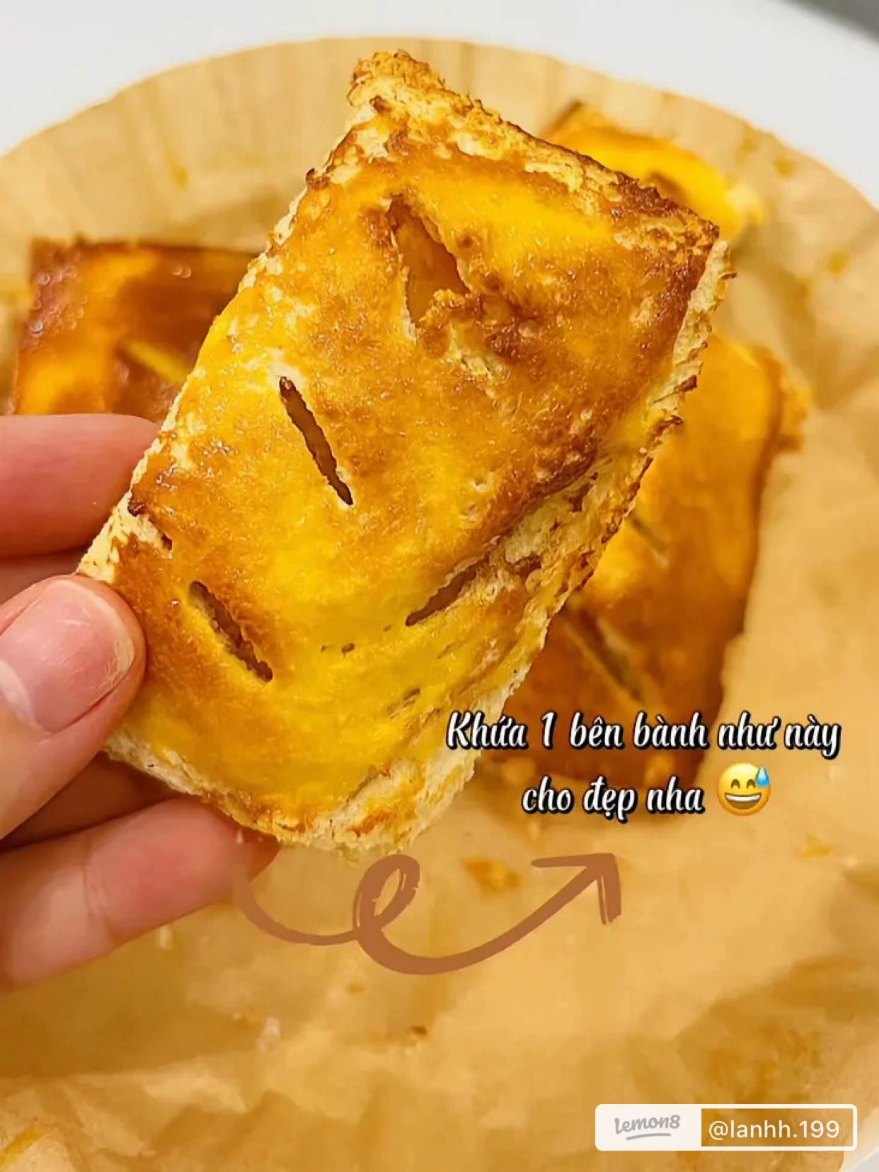 Sandwich Khoai Lang Nướng: Cách làm bánh mì sandwich nhân khoai lang thơm ngon, giòn vỏ