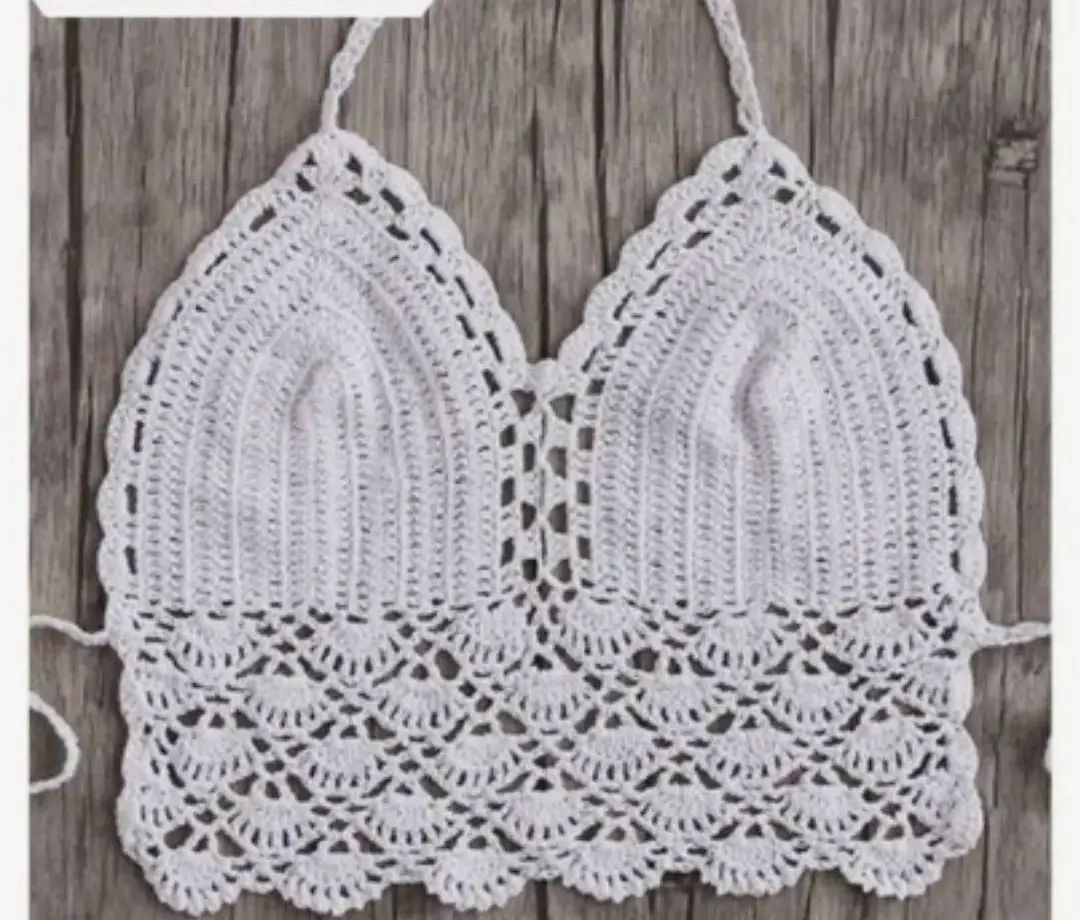 Schemi per reggiseno e top in maglia: modelli eleganti con dettagli a punto croce