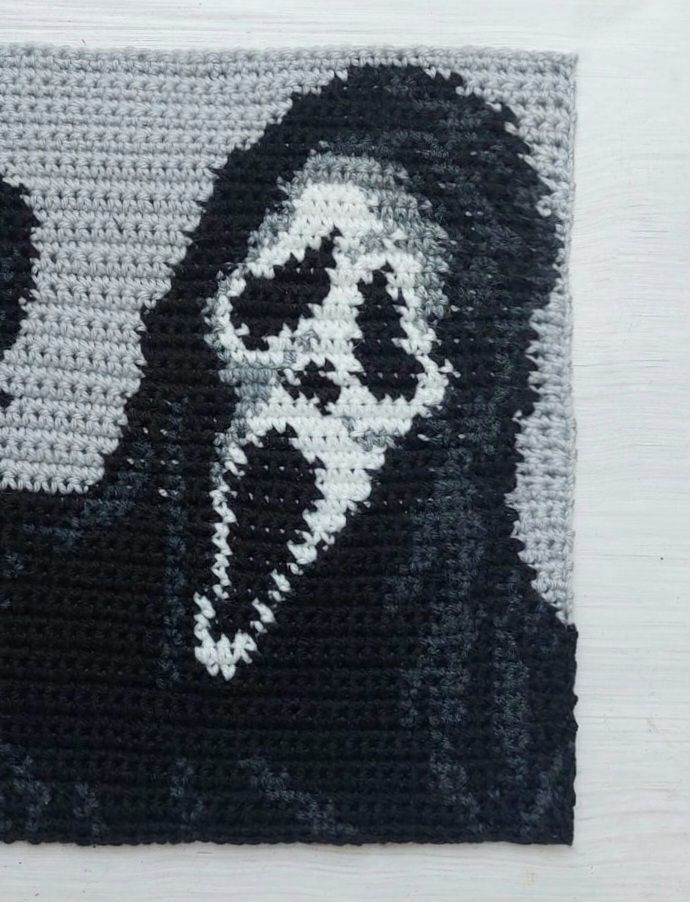 Scream Ghostface Pixel Chart and Tapestry Crochet Pattern with Yarn Colors