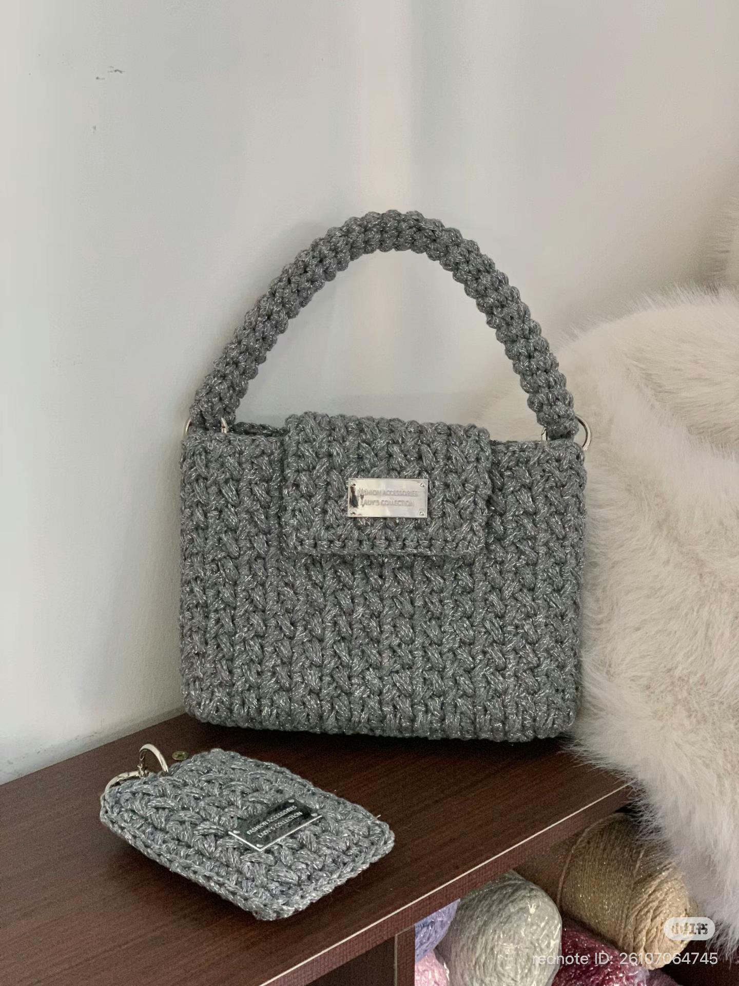 Silver Grey Crochet Handbag Pattern Tutorial