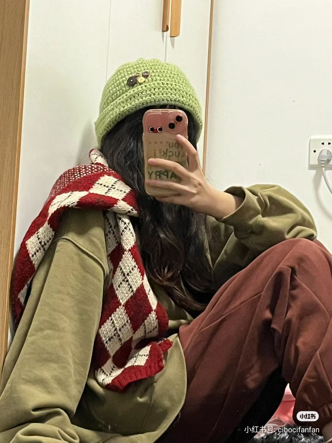 Simple Plain Crochet Beanie Hat Tutorial with Chart