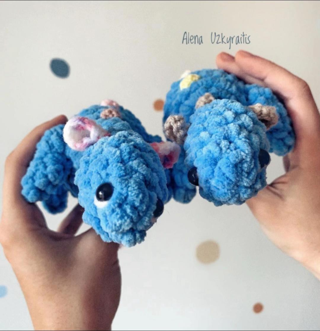 Схема вязания крючком бэби несси (Baby Nessie) из пряжи Baby Soft Kiss