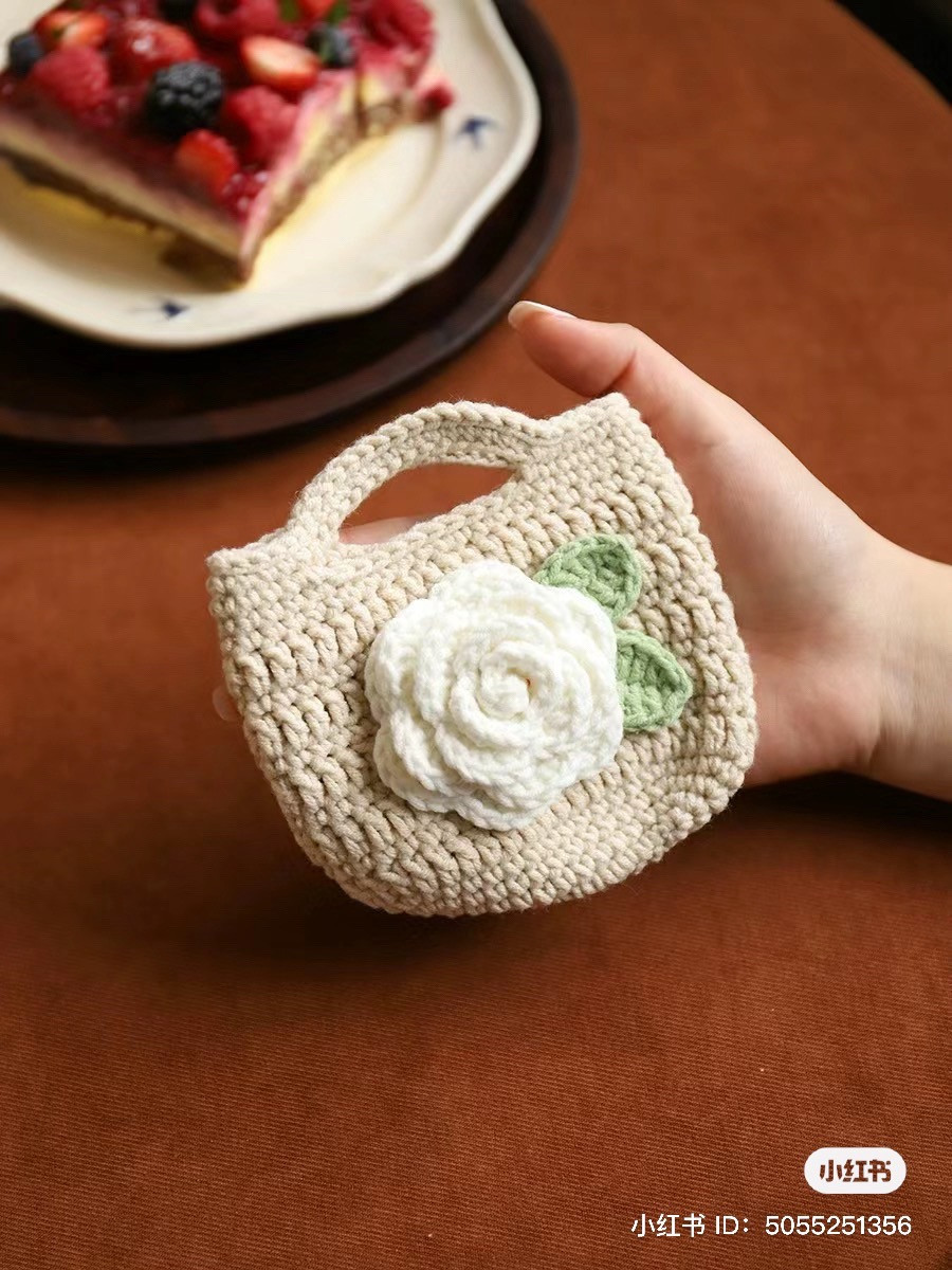 Small Camellia Handbag Crochet Pattern Tutorial