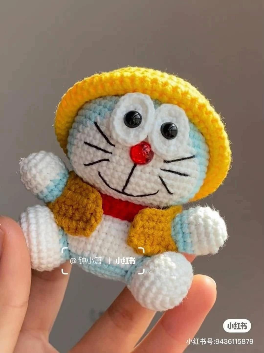 Small Classic Doraemon Crochet Doll Pattern