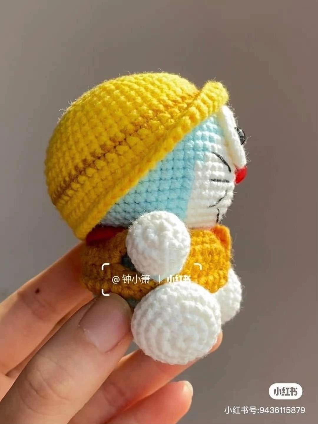 Small Classic Doraemon Crochet Doll Pattern