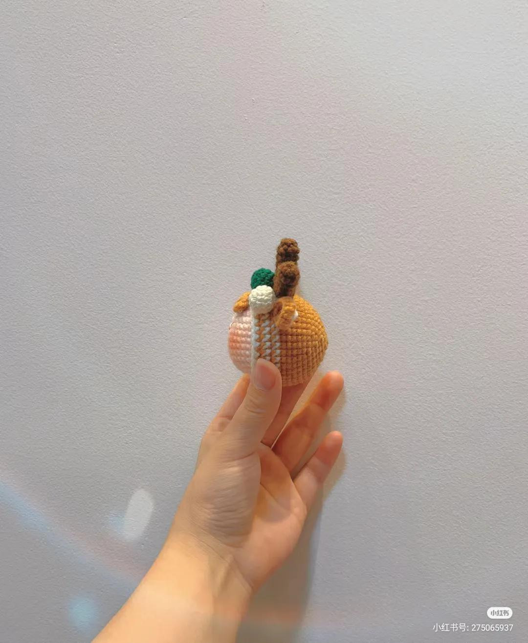 Sơ đồ móc len búp bê tuần lộc Noel dễ thương