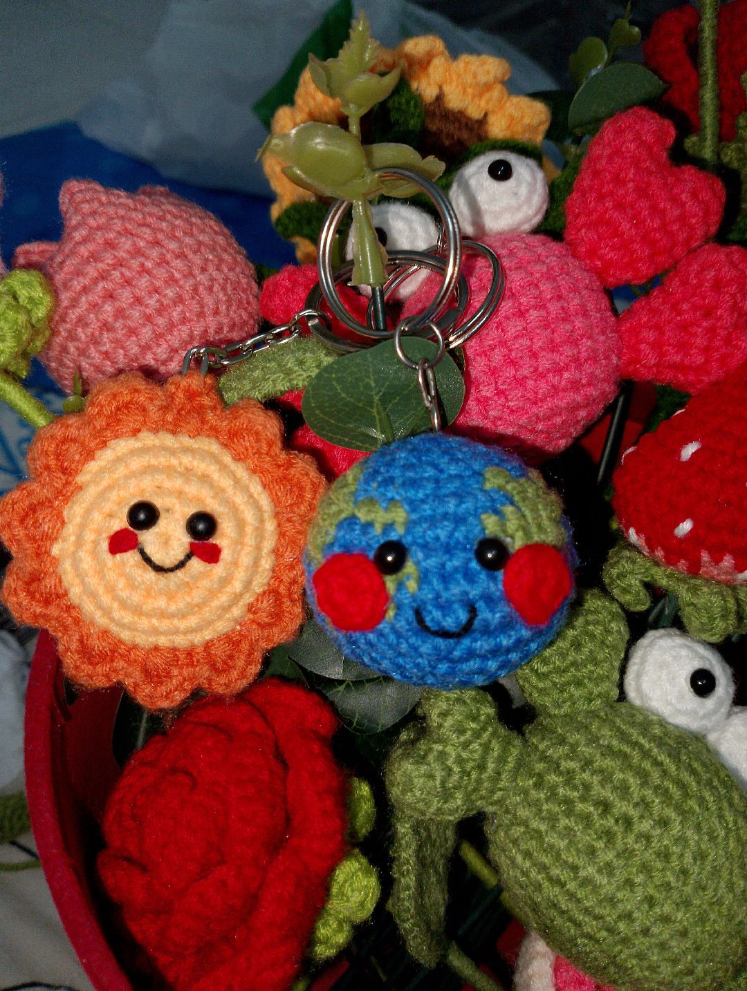 Sơ đồ móc len mặt trời và trái đất dễ thương