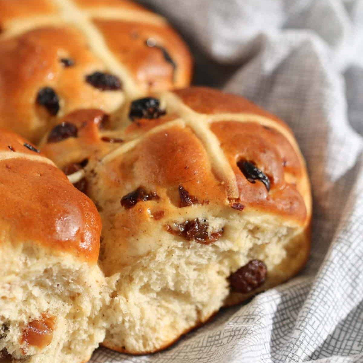 Soft & Fluffy Homemade Hot Cross Buns with Sultanas and Cinnamon