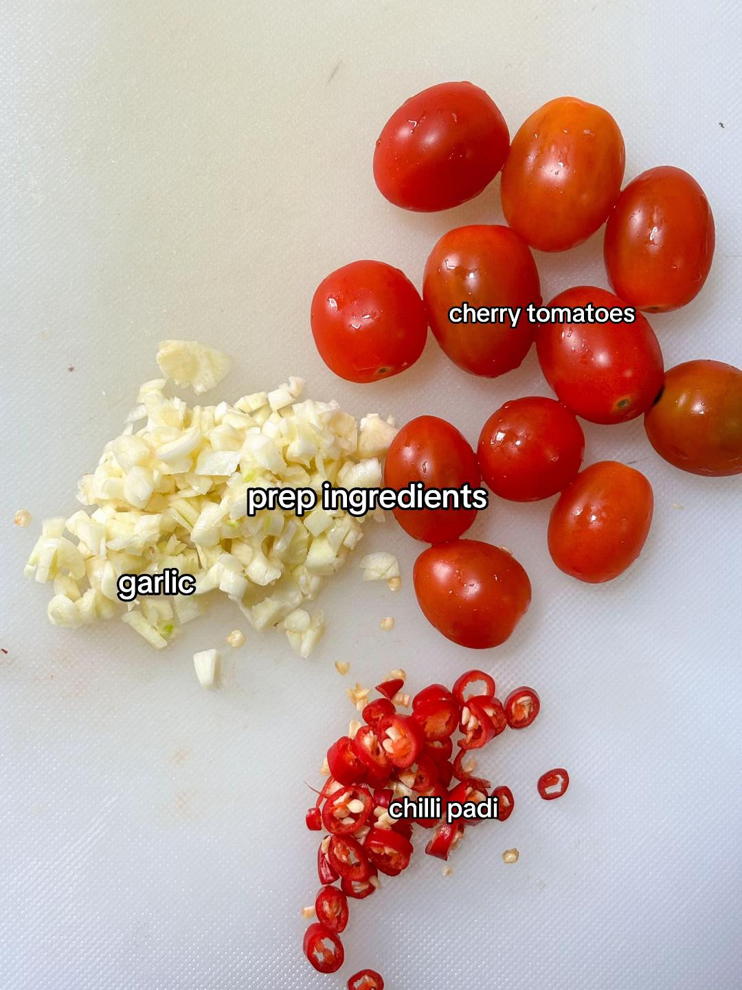 Spicy Tomato Garlic Macaroni Soup with Prawns