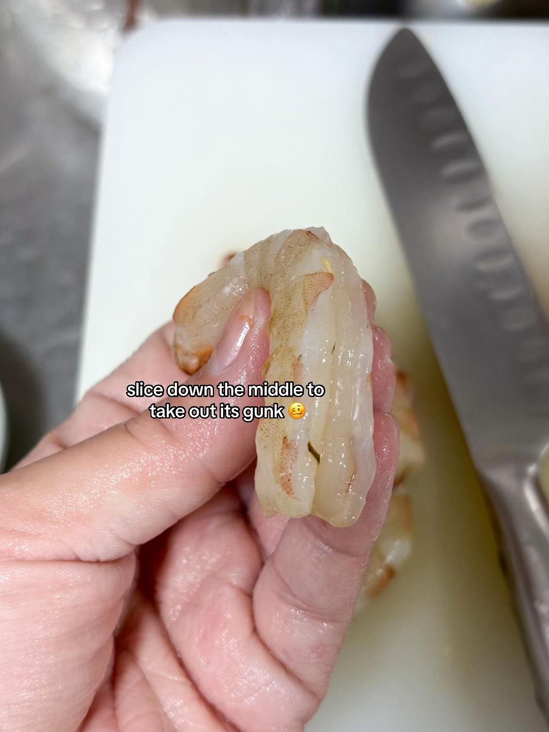 Spicy Tomato Garlic Macaroni Soup with Prawns