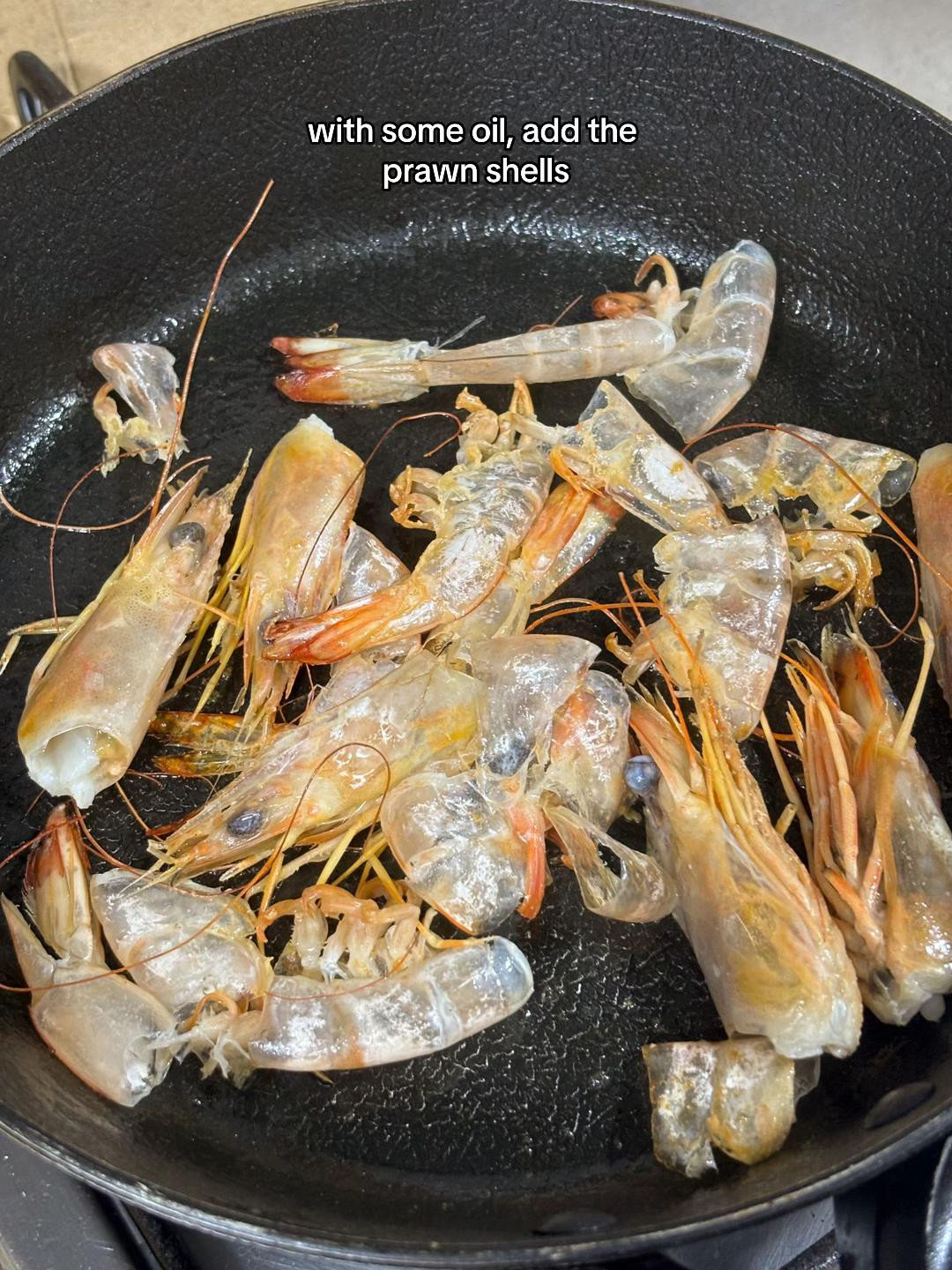Spicy Tomato Garlic Macaroni Soup with Prawns
