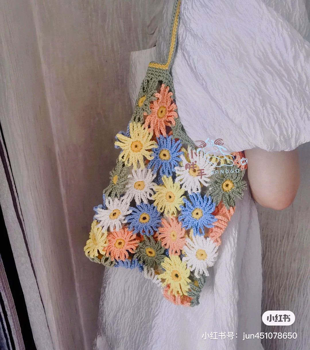 Spring Flower Granny Square Bag Crochet Pattern and Tutorial Chart