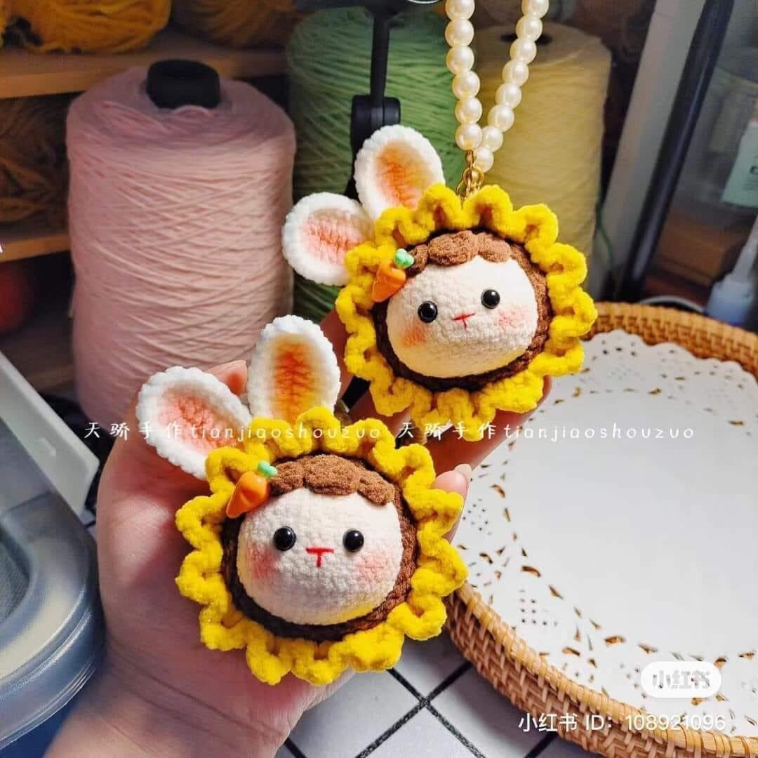 Sunflower Rabbit Amigurumi Crochet Pattern Chart and Tutorial
