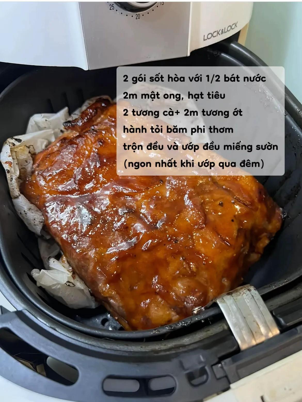 Sườn nướng BBQ tảng bằng NCKD siêu ngon kèm cánh gà mật ong và sốt phô mai