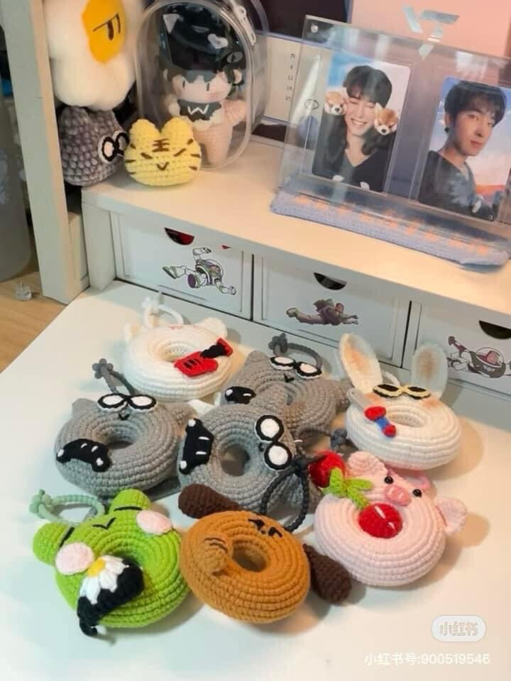SVT Donut Crochet Pattern Tutorial - Full Chart for Amigurumi Keychains