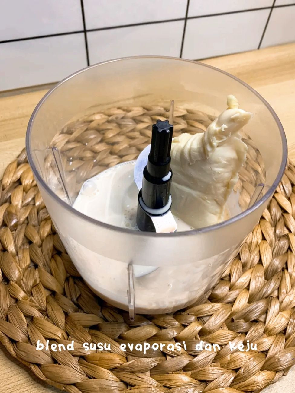 Takjil Buka Puasa: Es Alpukat Nata de Coco, Món tráng miệng thanh mát và béo ngậy cho ngày Ramadan