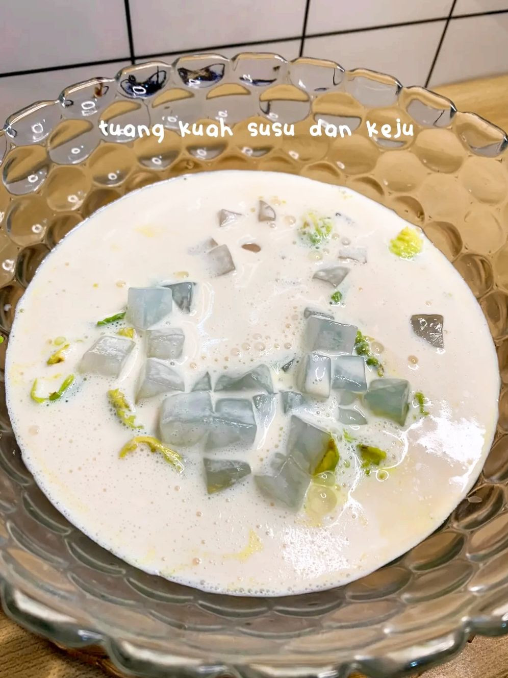 Takjil Buka Puasa: Es Alpukat Nata de Coco, Món tráng miệng thanh mát và béo ngậy cho ngày Ramadan