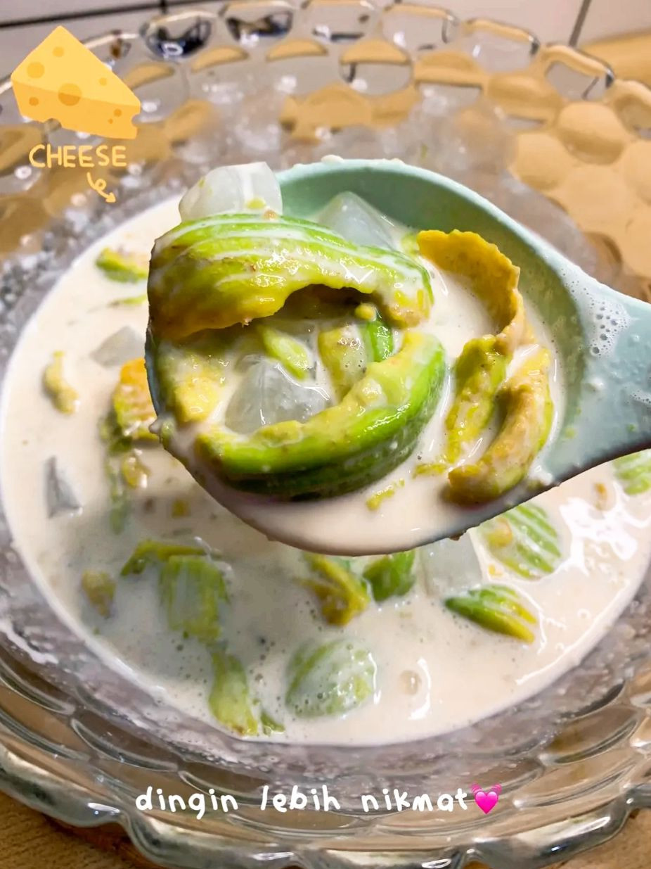 Takjil Buka Puasa: Es Alpukat Nata de Coco, Món tráng miệng thanh mát và béo ngậy cho ngày Ramadan