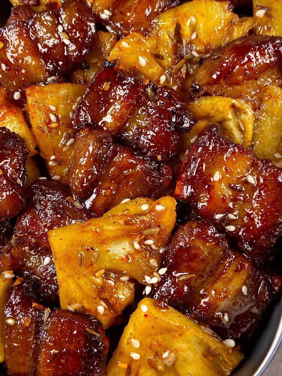 Thịt ba chỉ nướng thơm ngon với dứa và gia vị, hướng dẫn chi tiết từng bước