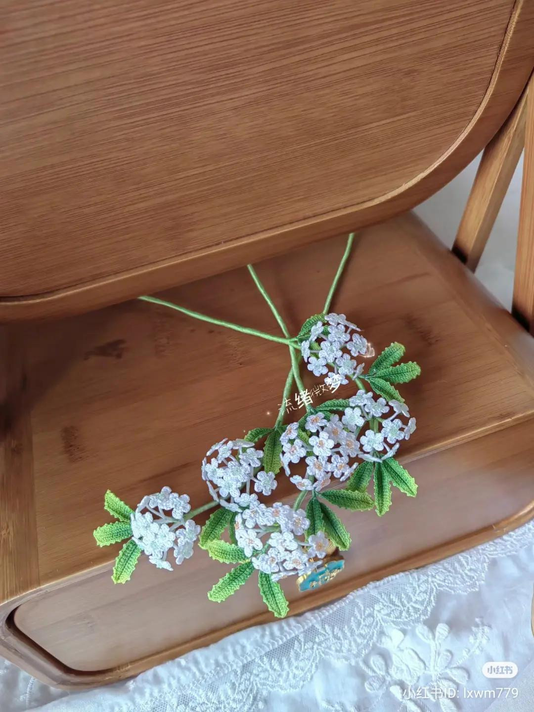 Tiny Crochet Hemp-leaf Yarrow Flower: Delicate White Floral Cluster with Green Leaves, Detailed Pattern and Chart Guide