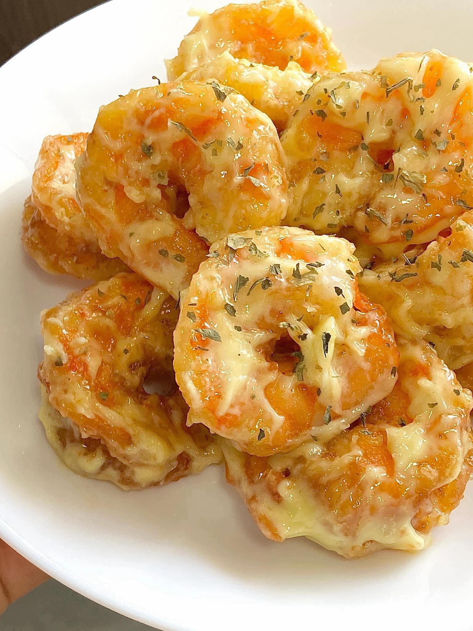 Tôm chiên giòn sốt mayonnaise và mù tạt, công thức món ăn ngon cho bé