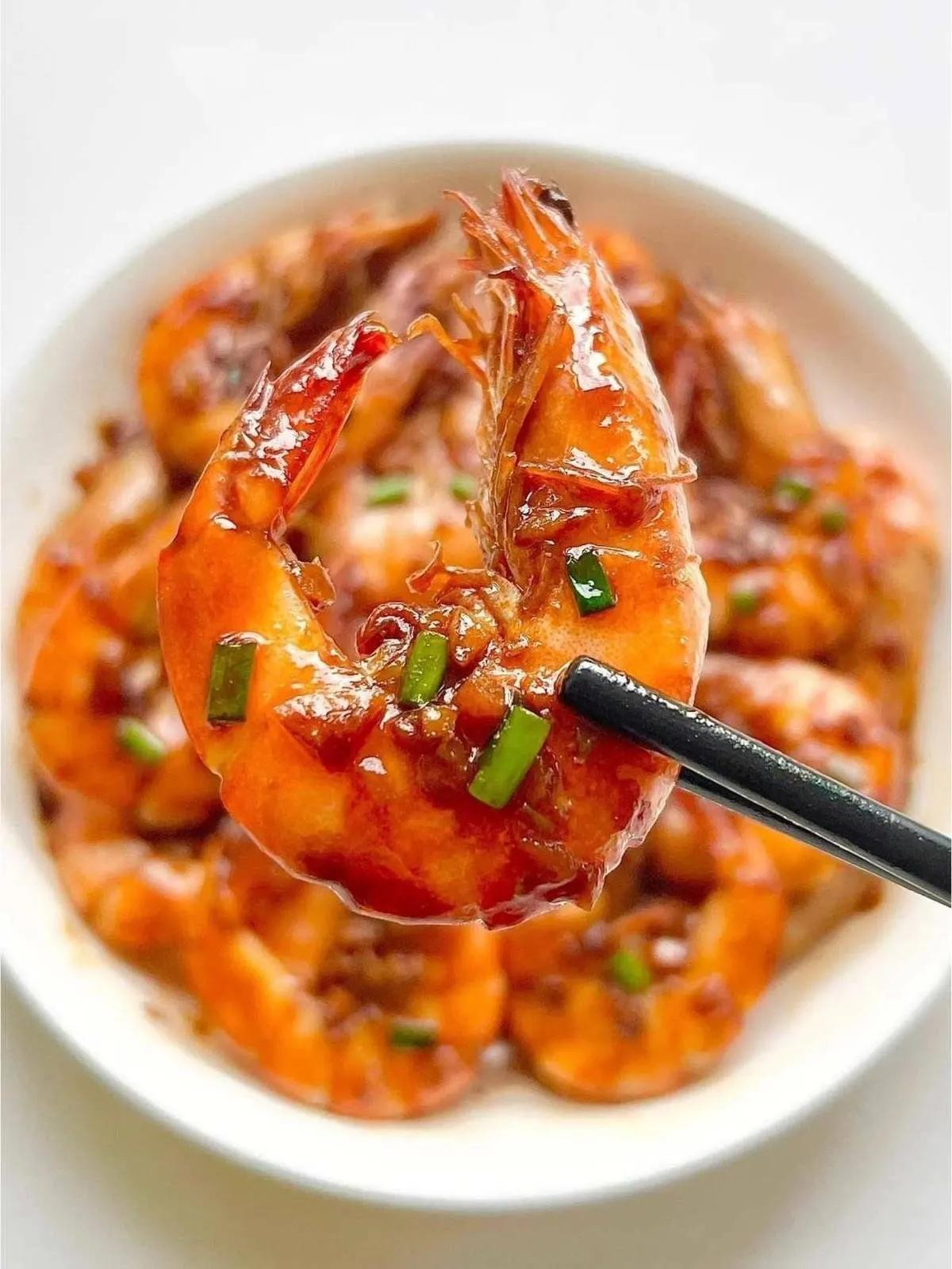 Tôm Xào nước sốt thần thánh